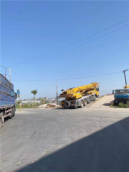 泽州县25吨吊车的租赁价格大概是多少？