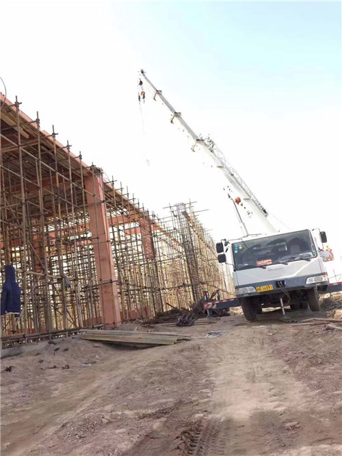 泽州县吊车作业的安全注意事项有哪些？