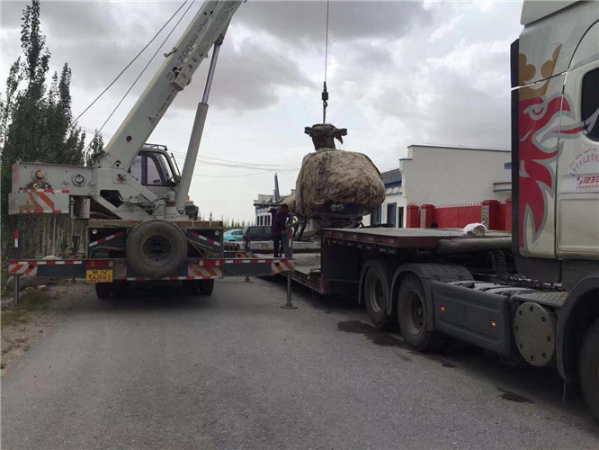 泽州县狭窄场地（如小区、车间）适合用哪种吊车？